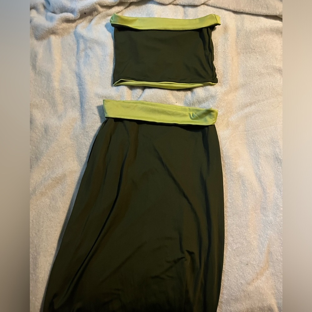 Green Reversible Crop Top and Skirt Set